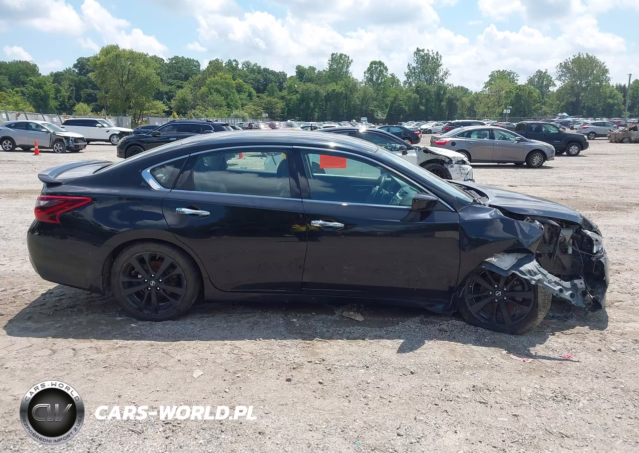 2018 Nissan Altima 2.5 Sr VIN:1N4AL3APXJC282033 - 13