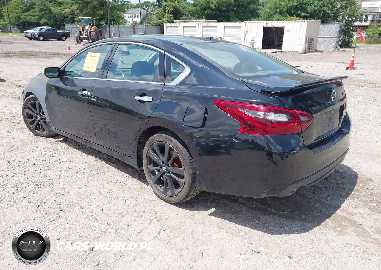2018 Nissan Altima 2.5 Sr VIN:1N4AL3APXJC282033 - 3