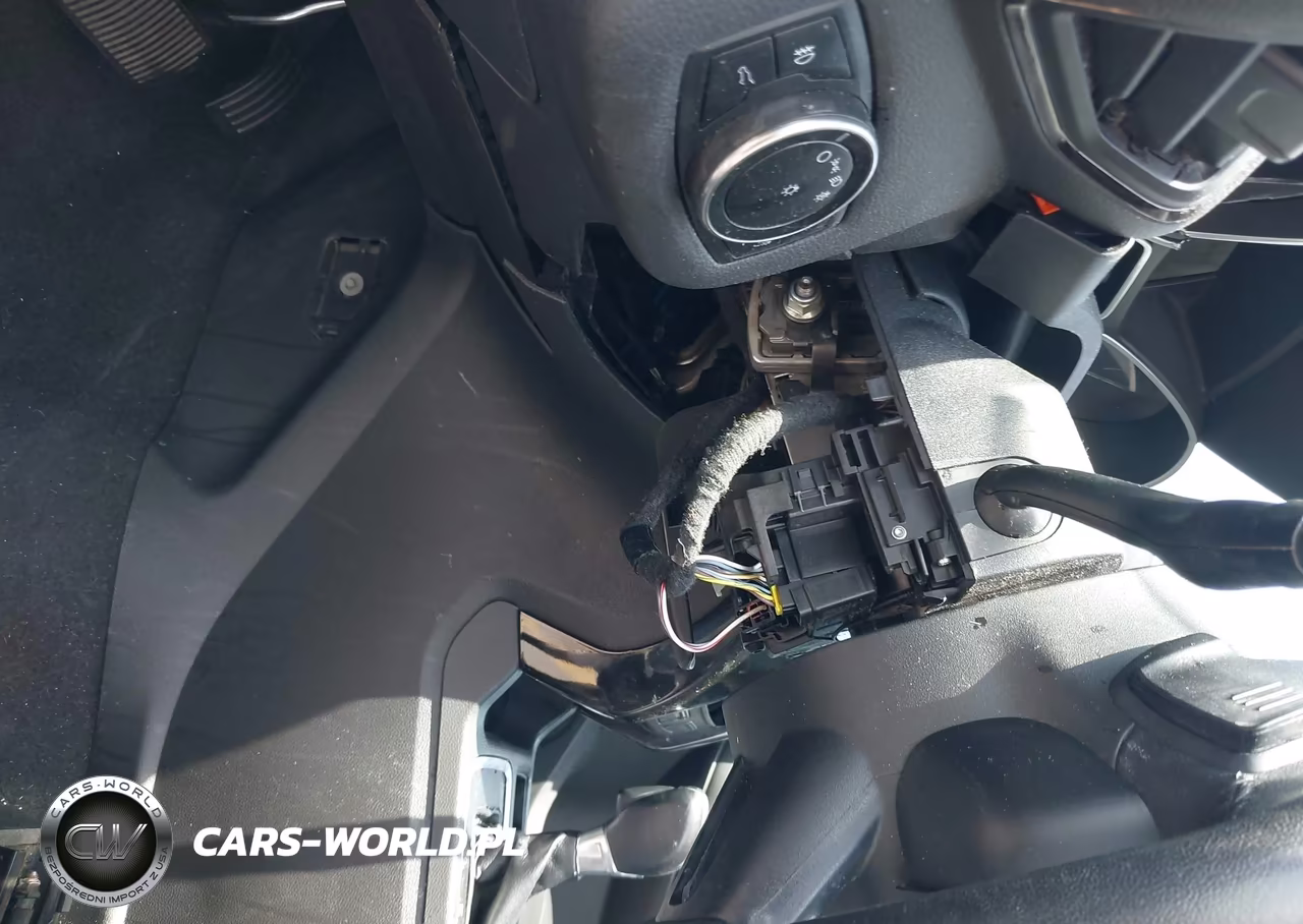 2017 Ford Escape Titanium VIN:1FMCU9J91HUC01411 - 11