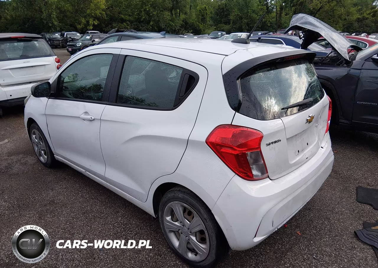 2019 Chevrolet Spark Ls Cvt VIN:KL8CB6SA4KC747692 - 3
