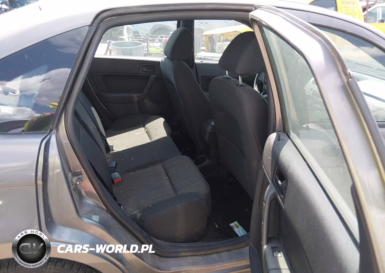2009 Ford Focus Se VIN:1FAHP35N09W216466 - 8