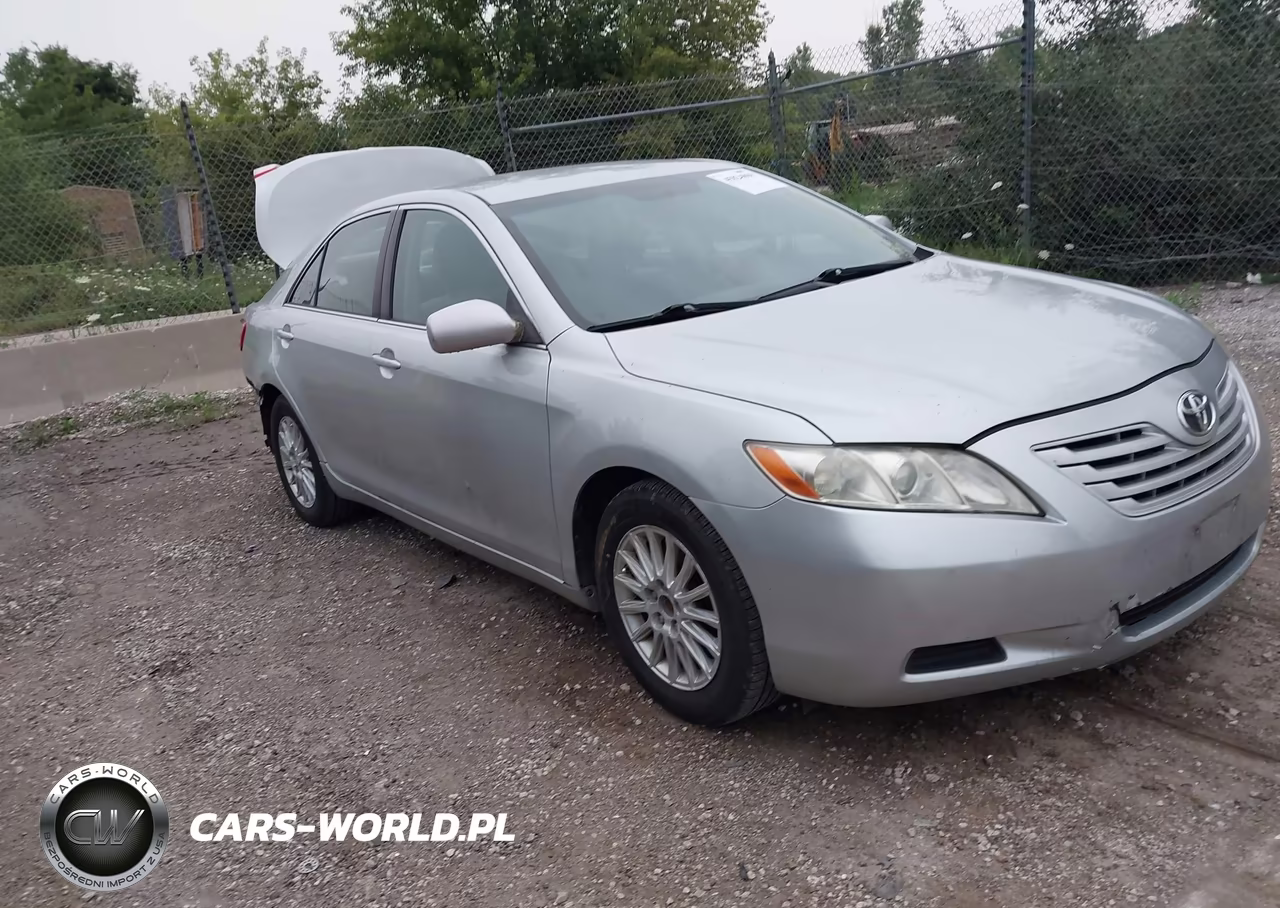 2007 Toyota Camry Le V6 – zdjęcie 1 z 11