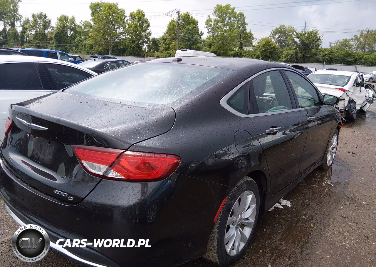 2015 Chrysler 200 C VIN:1C3CCCCB5FN545226 - 4