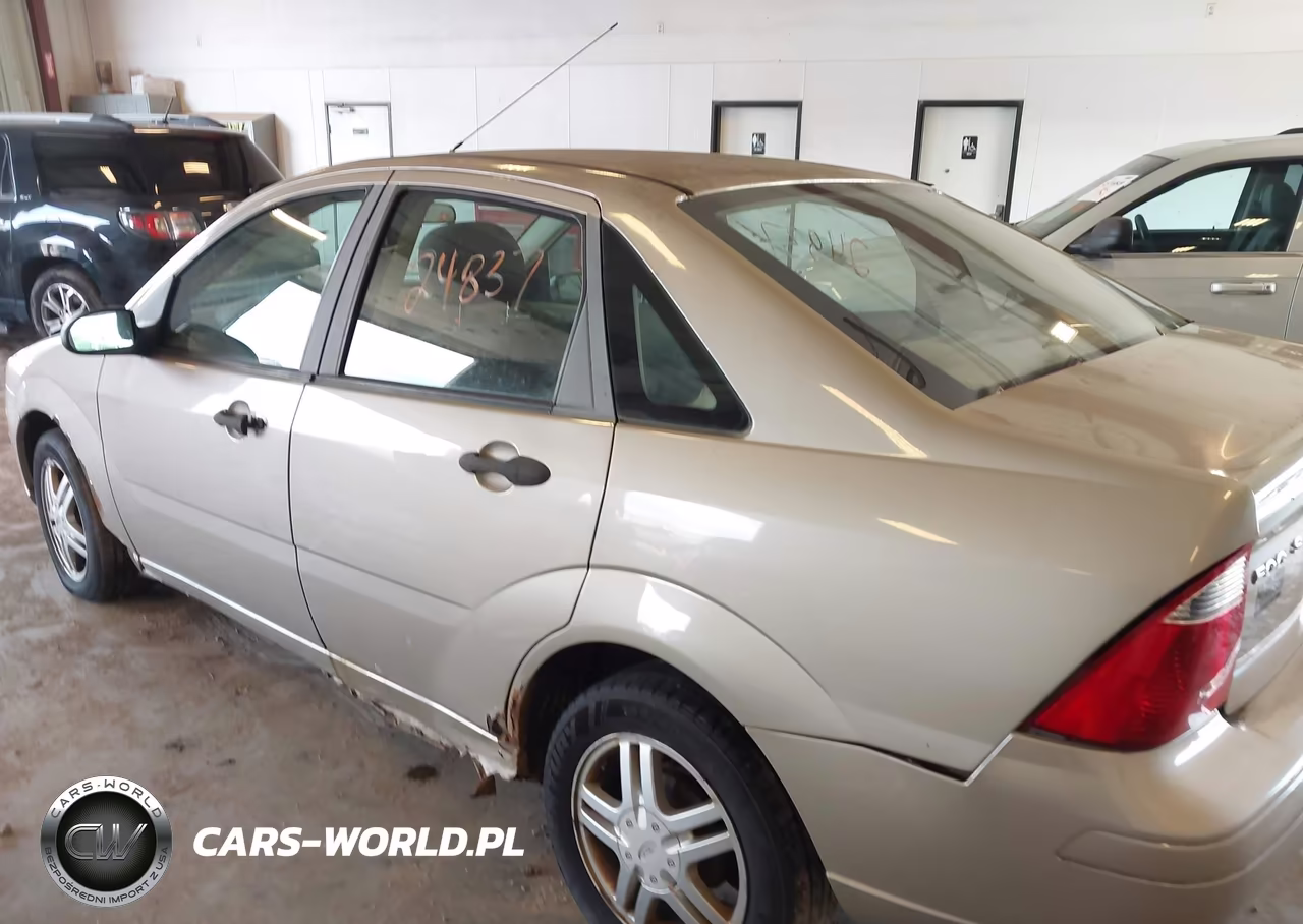 2007 Ford Focus S-Se-Ses VIN:1FAFP34N07W215923 - 3