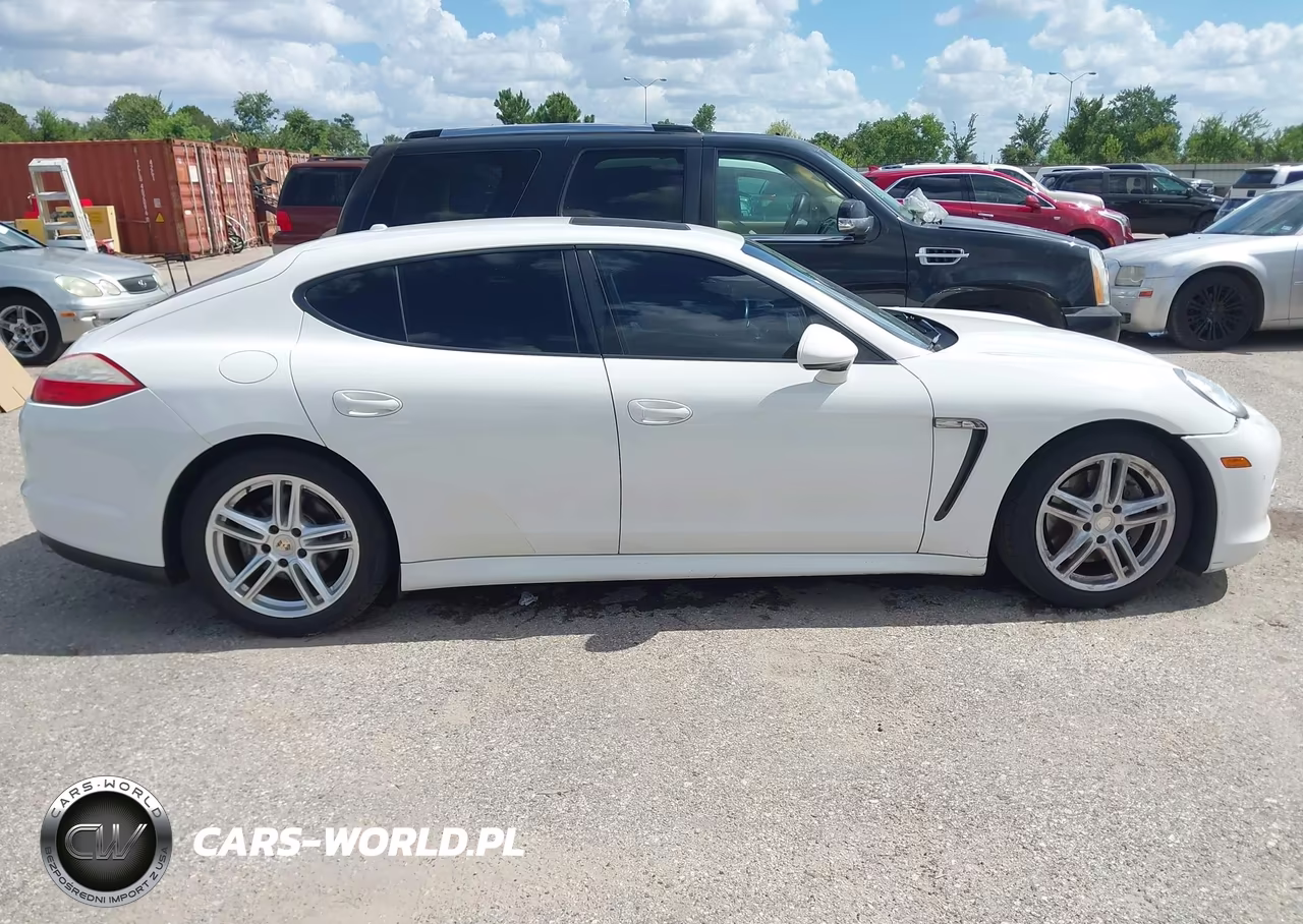 2012 Porsche Panamera 4 VIN:WP0AA2A73CL071611 - 13