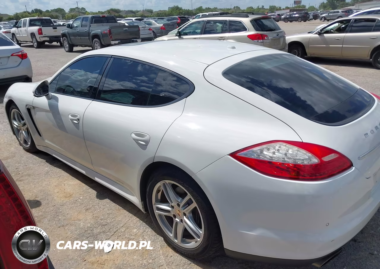 2012 Porsche Panamera 4 VIN:WP0AA2A73CL071611 - 14