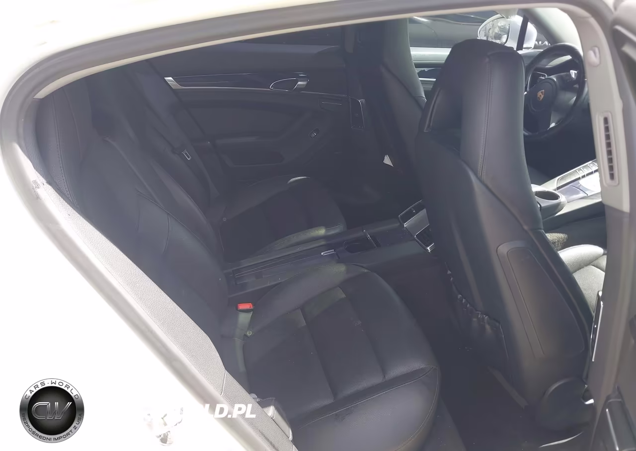 2012 Porsche Panamera 4 VIN:WP0AA2A73CL071611 - 8