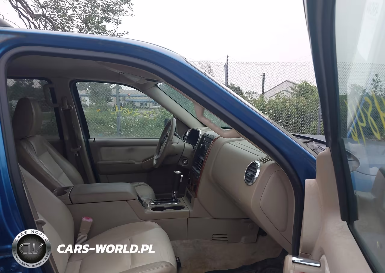 2010 Ford Explorer Eddie Bauer VIN:1FMEU7EE0AUA20455 - 5