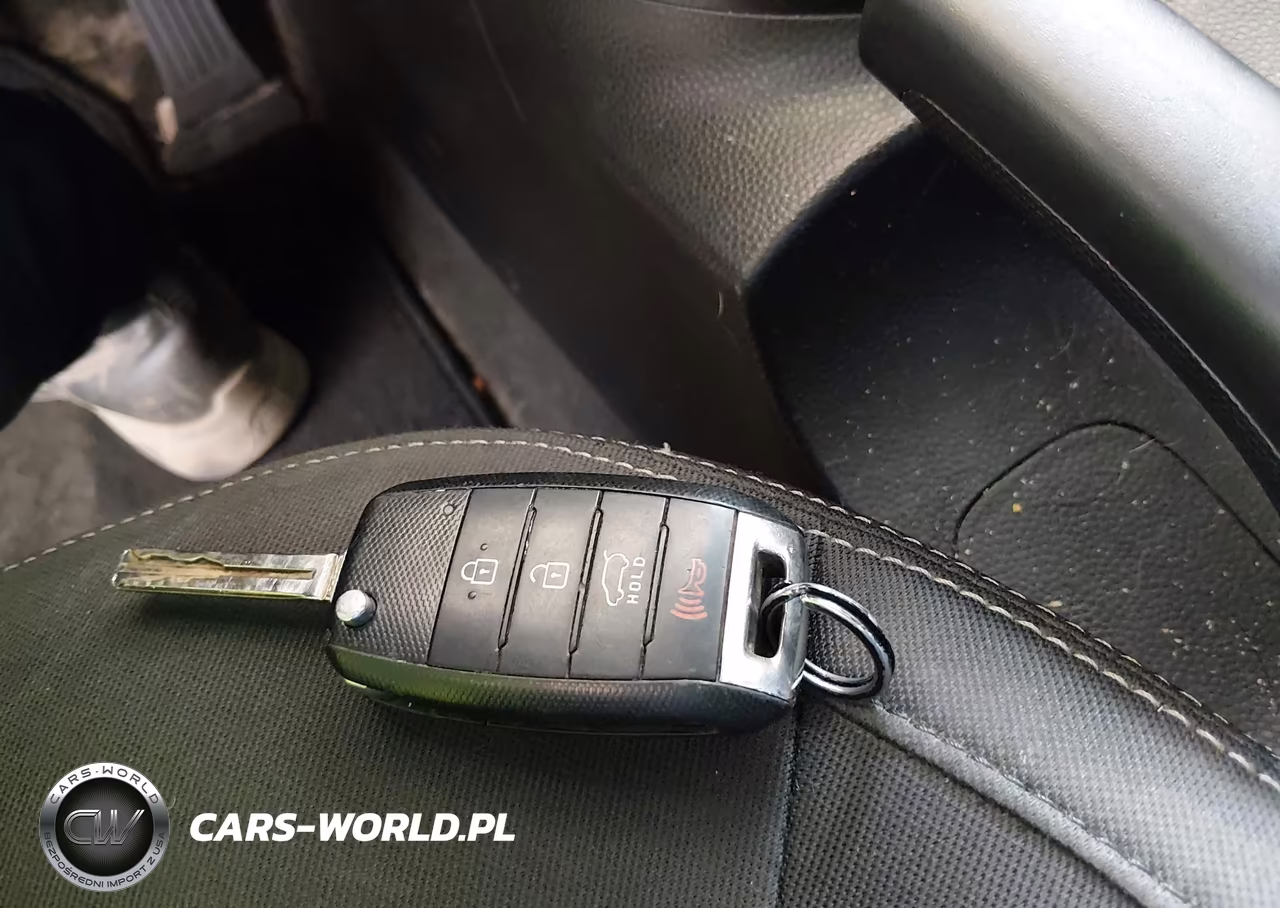 2015 Kia Soul VIN:KNDJN2A23F7167843 - 11