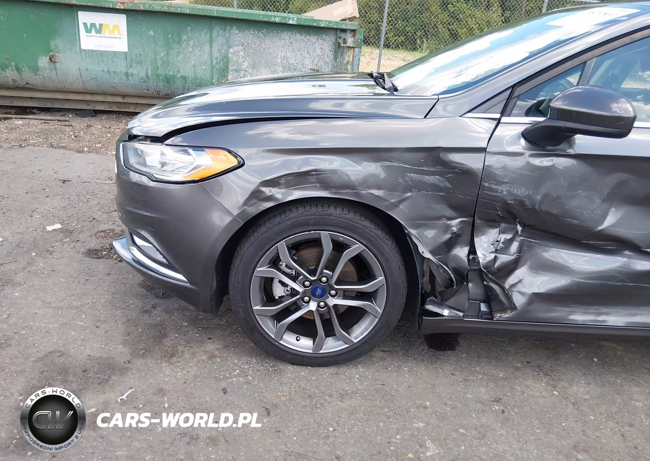 2017 Ford Fusion S VIN:3FA6P0G70HR346799 - 6