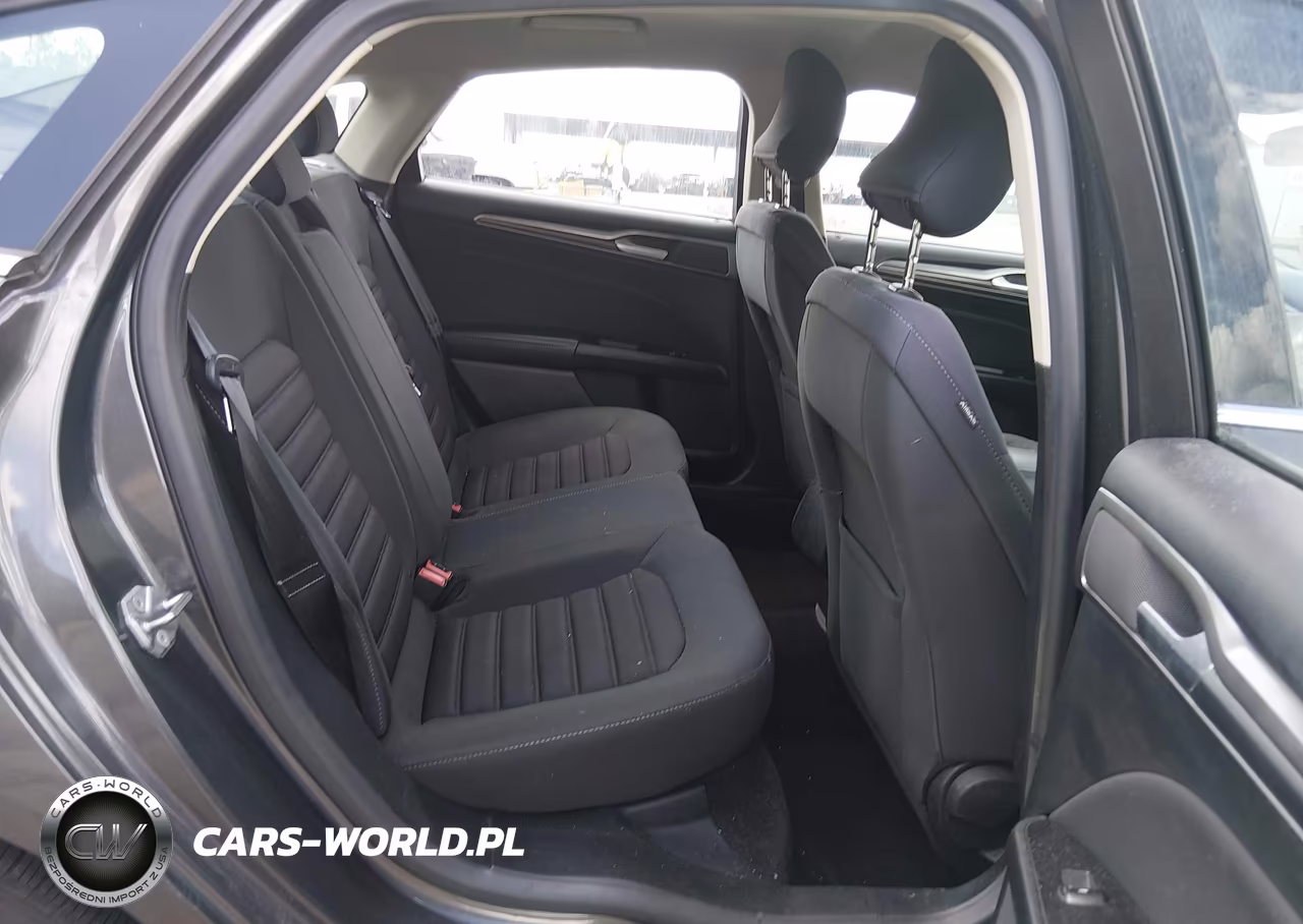 2017 Ford Fusion S VIN:3FA6P0G70HR346799 - 8