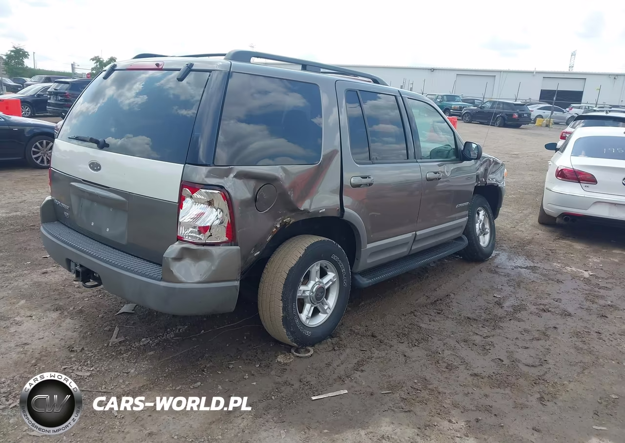 2002 Ford Explorer Xlt VIN:1FMZU73E52ZC22152 - 4