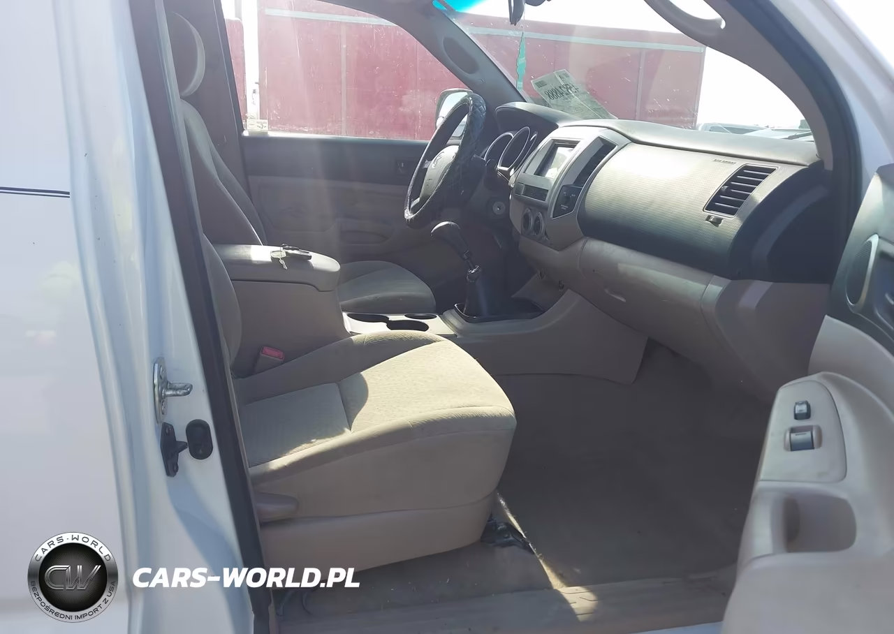 2005 Toyota Tacoma VIN:5TEUX42N95Z065305 - 5
