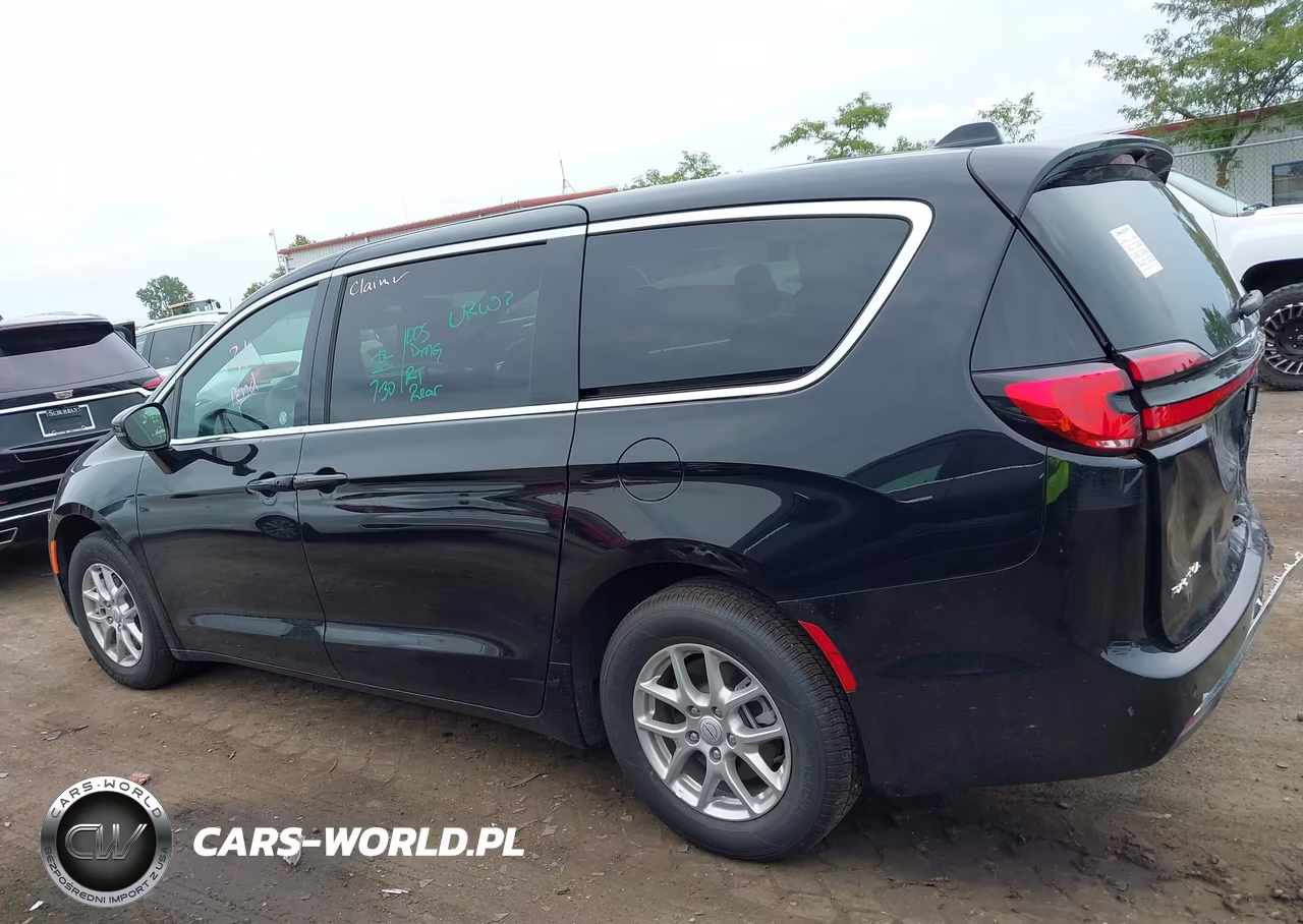 2026 Chrysler Pacifica Select VIN:2C4RC1BG3TR231371 - 14