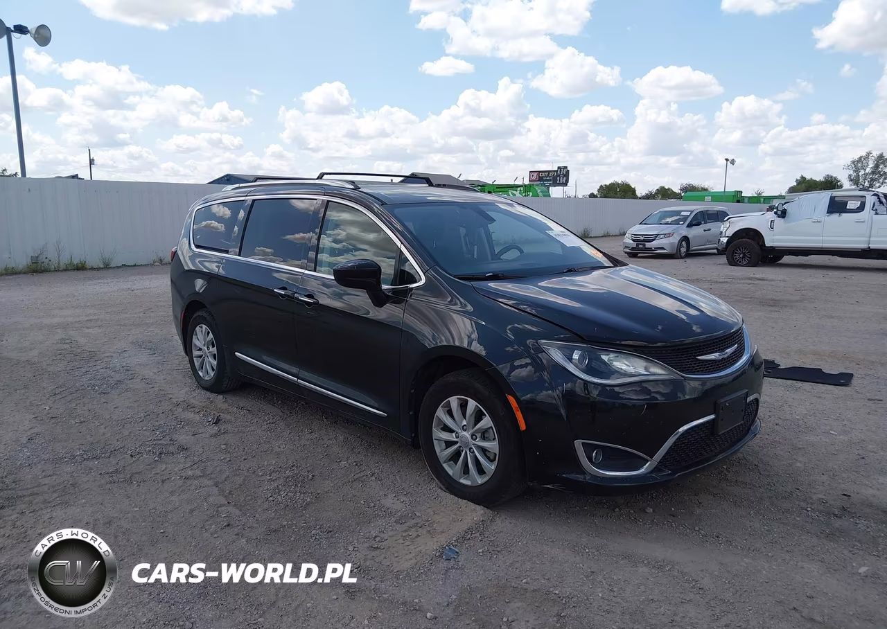 2019 Chrysler Pacifica Touring L