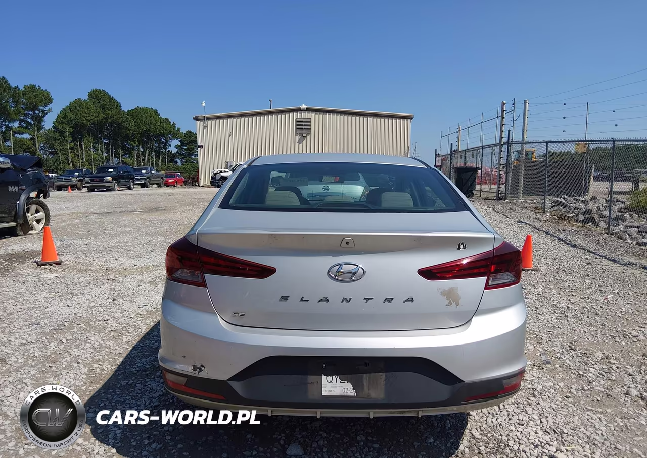 2019 Hyundai Elantra Se VIN:5NPD74LF7KH498000 - 16