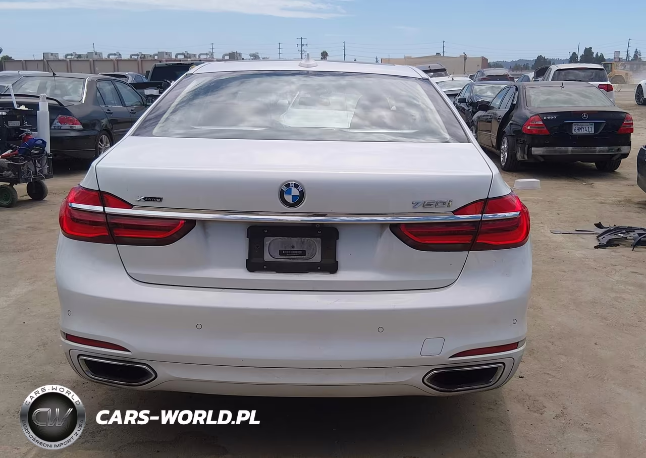 2016 BMW 750I xDrive VIN:WBA7F2C59GG418135 - 17
