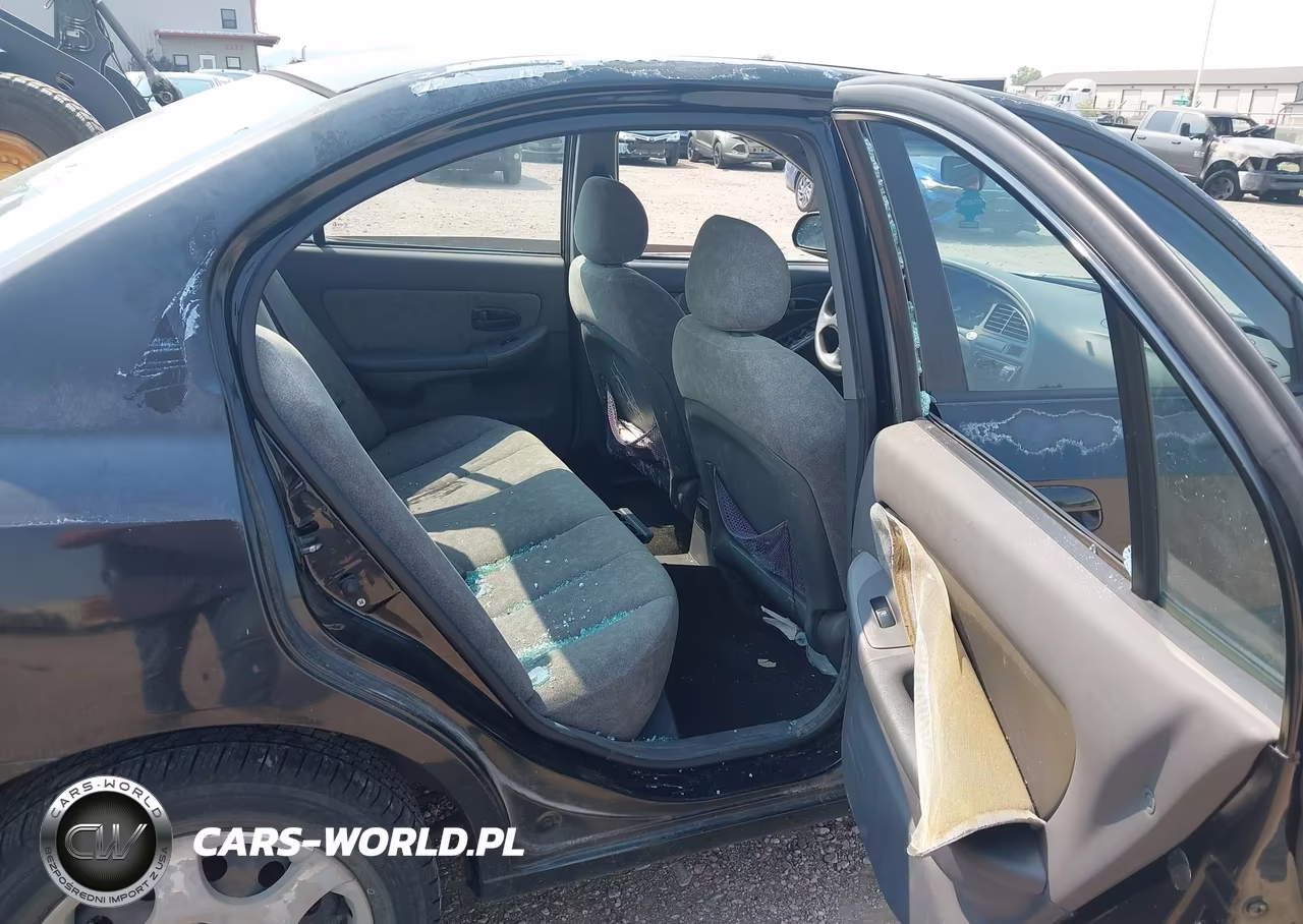 2003 Hyundai Elantra Gls-Gt VIN:KMHDN45DX3U536484 - 8