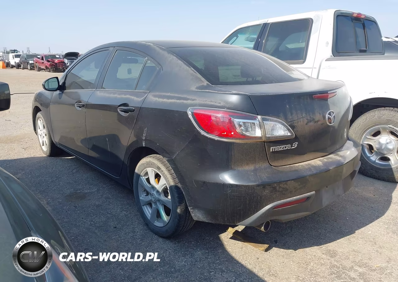 2011 Mazda Mazda3 I Touring VIN:JM1BL1VF9B1472567 - 3