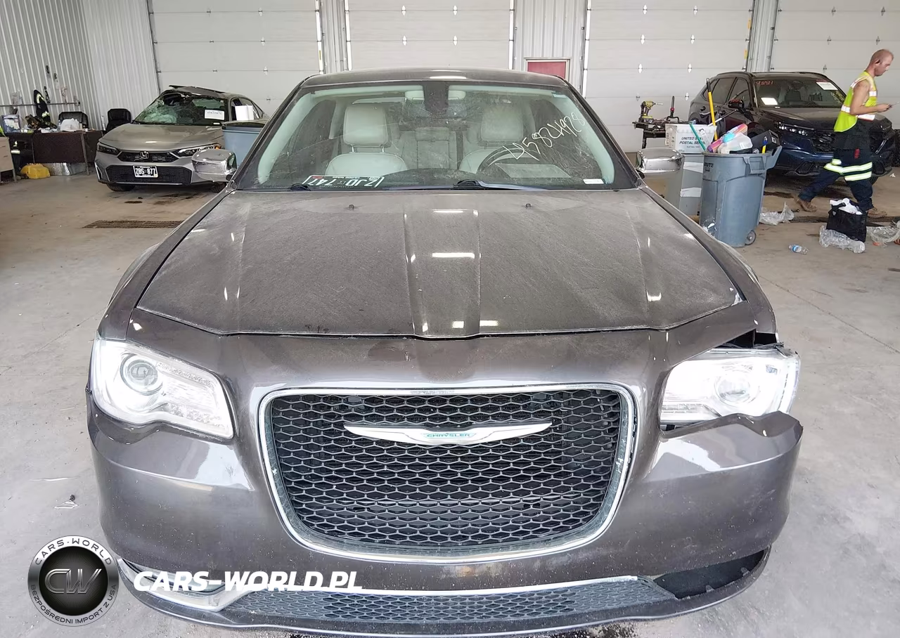 2018 Chrysler 300 Limited Awd VIN:2C3CCAKG8JH177305 - 12