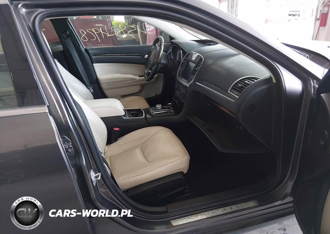 2018 Chrysler 300 Limited Awd VIN:2C3CCAKG8JH177305 - 5
