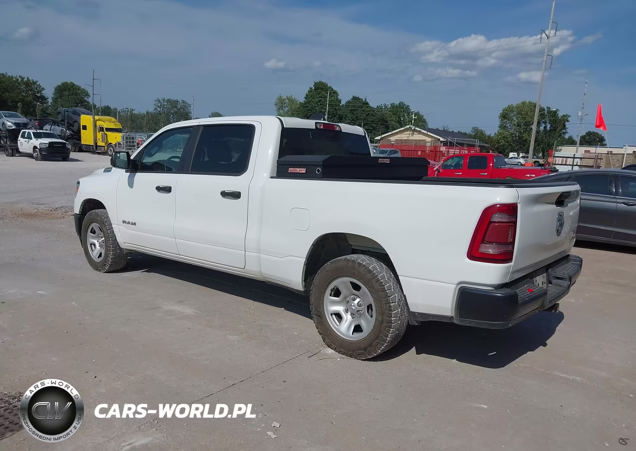 2021 Ram 1500 Tradesman 4X4 6'4 Box VIN:1C6RRFNG4MN754119 - 3