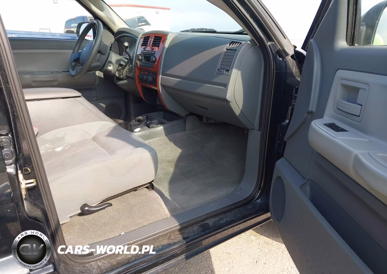 2005 Dodge Dakota Slt VIN:1D7HW48N65S365745 - 5