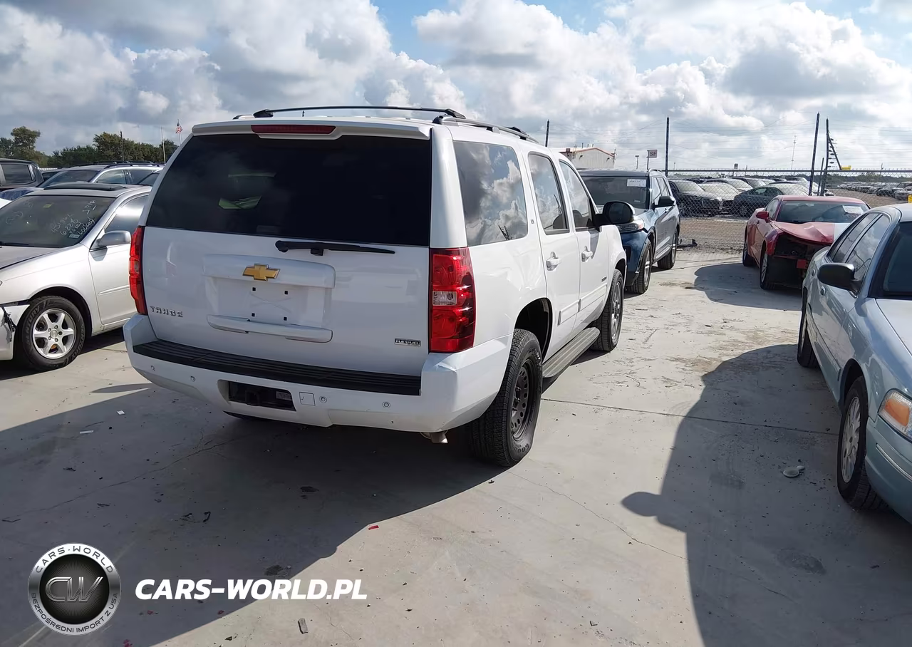2012 Chevrolet Tahoe Lt VIN:1GNSCBE02CR264297 - 4