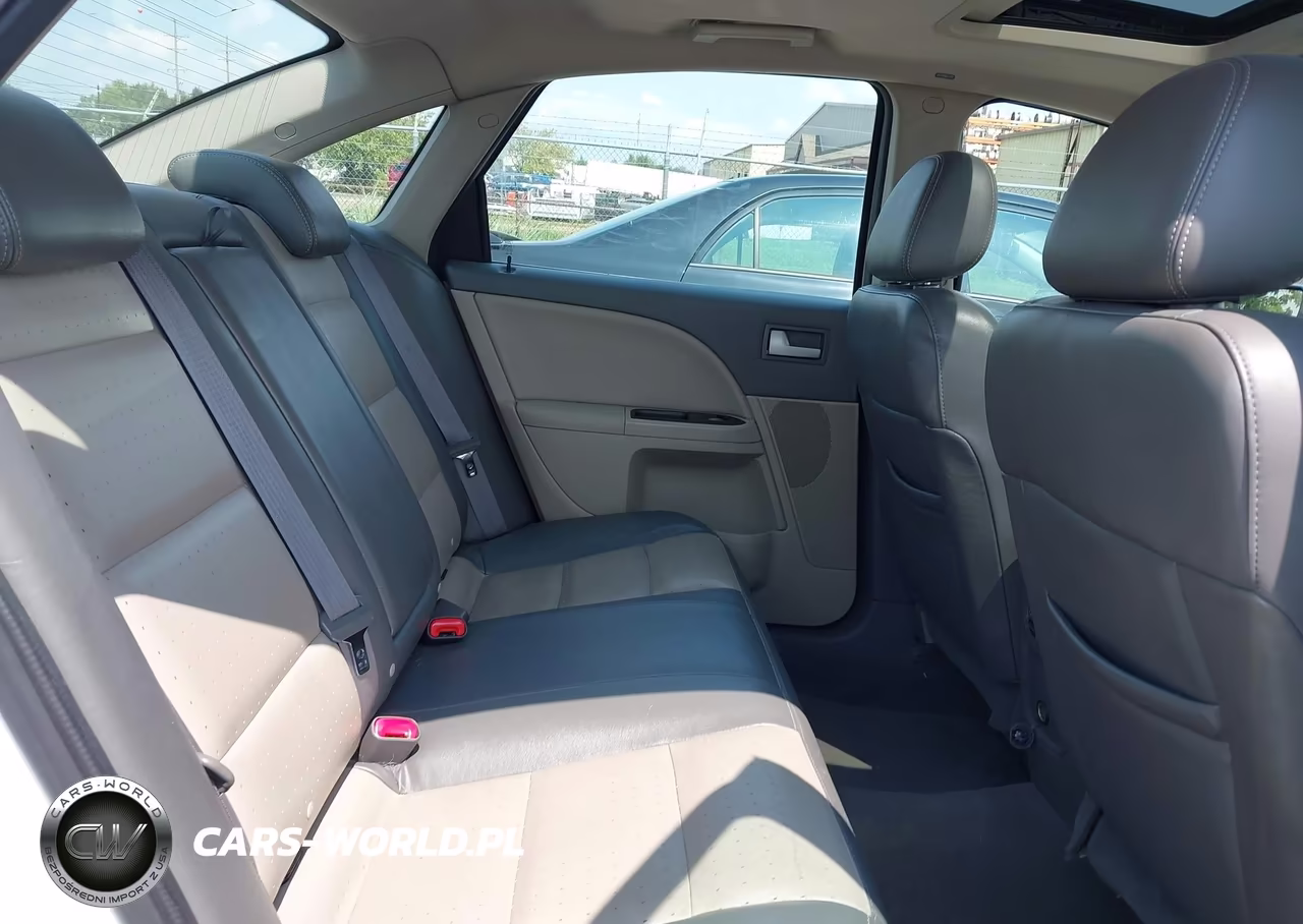 2008 Mercury Sable Premier VIN:1MEHM42W38G622951 - 8