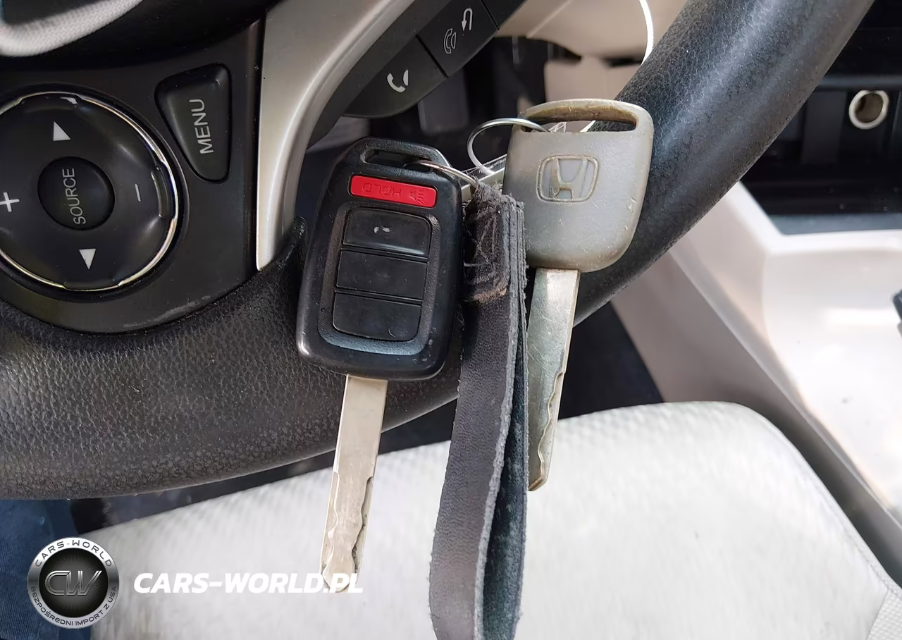 2015 HONDA CIVIC LX VIN:19XFB2F50FE121887 - 11