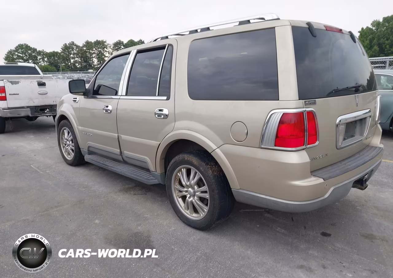 2004 Lincoln Navigator VIN:5LMFU27R04LJ04953 - 3