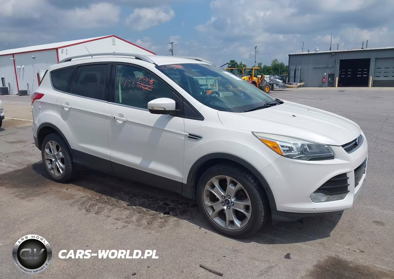 2015 Ford Escape Titanium – zdjęcie 1 z 11