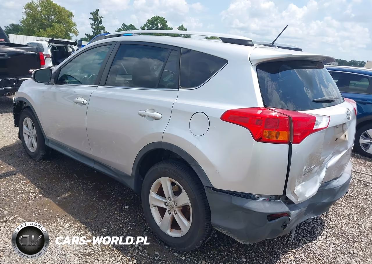 2013 Toyota Rav4 Xle VIN:2T3WFREV0DW018842 - 3