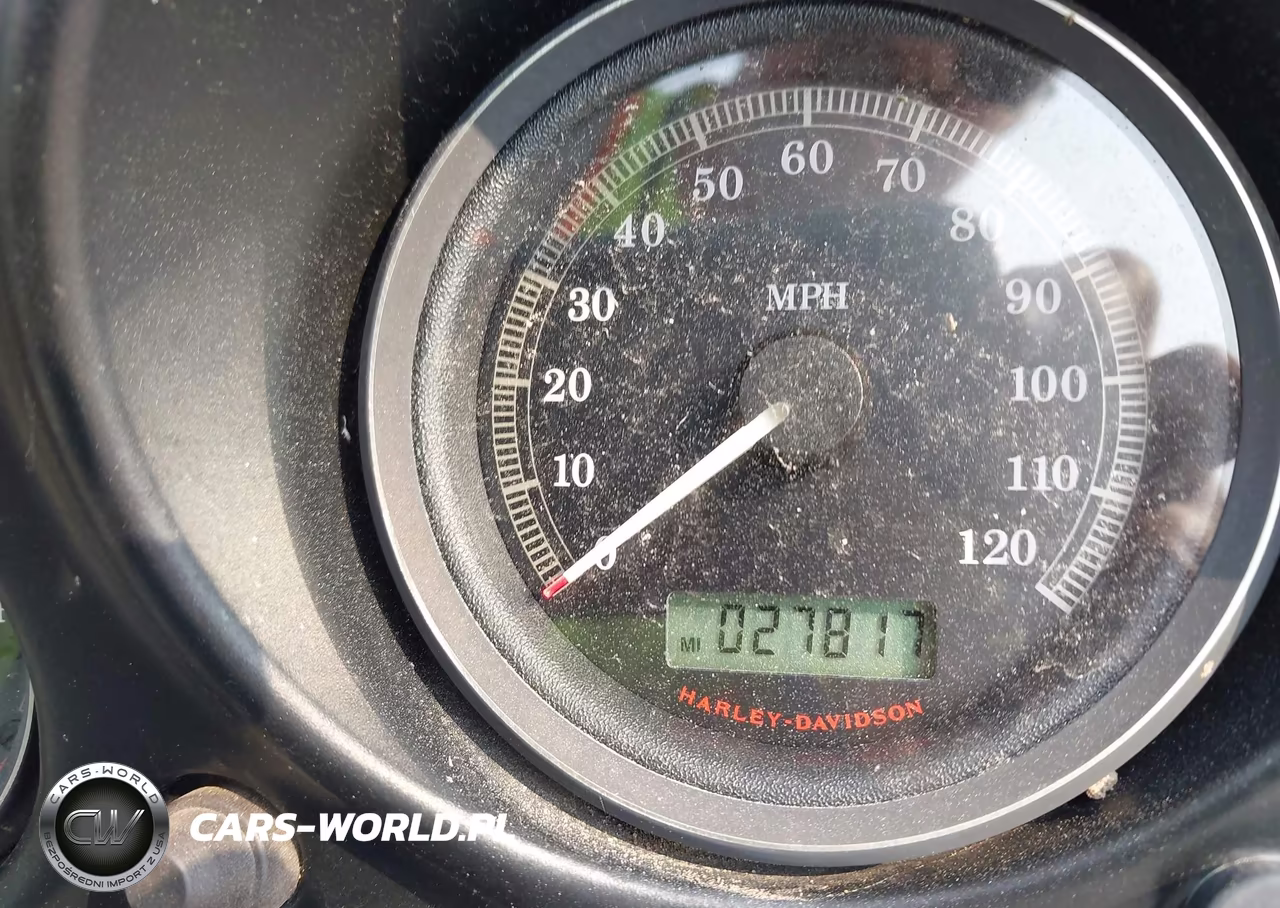 2010 Harley-Davidson Flhtcu VIN:1HD1FC411AB619525 - 7