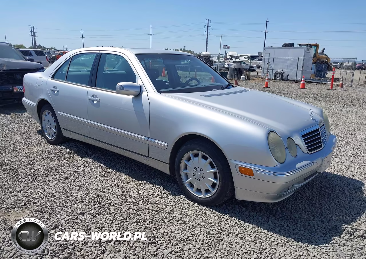 2000 Mercedes-Benz E 320