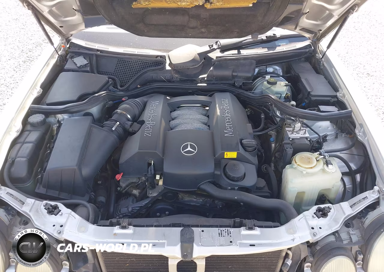 2000 Mercedes-Benz E 320 VIN:WDBJF65J4YB054956 - 10