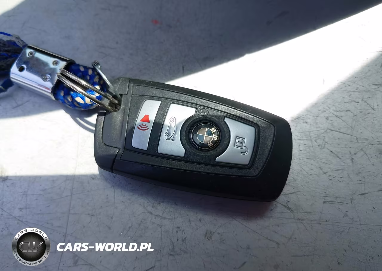 2012 BMW 528I VIN:WBAXG5C50CDY28963 - 11