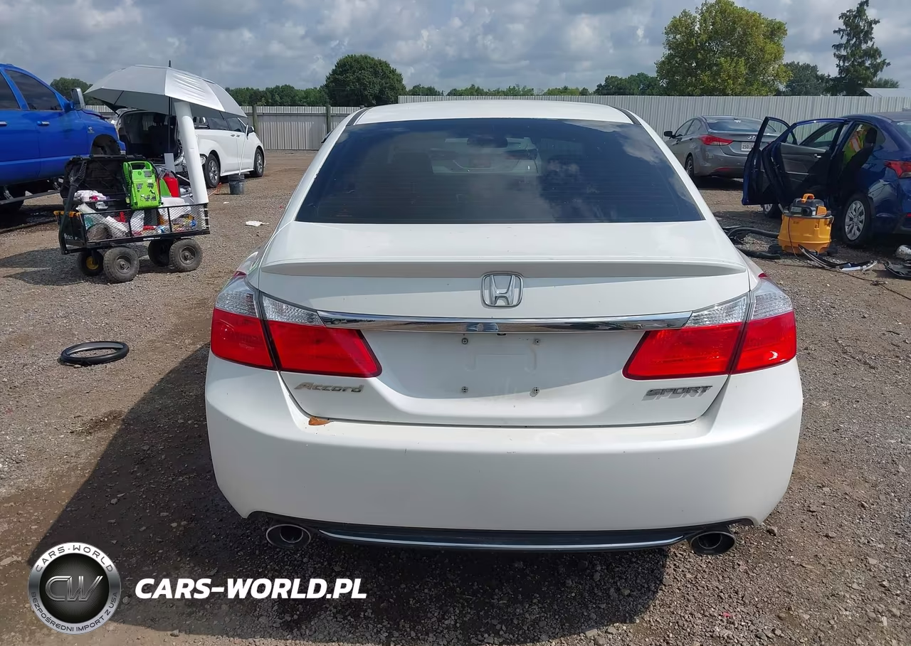 2014 Honda Accord Sport VIN:1HGCR2F50EA067072 - 17