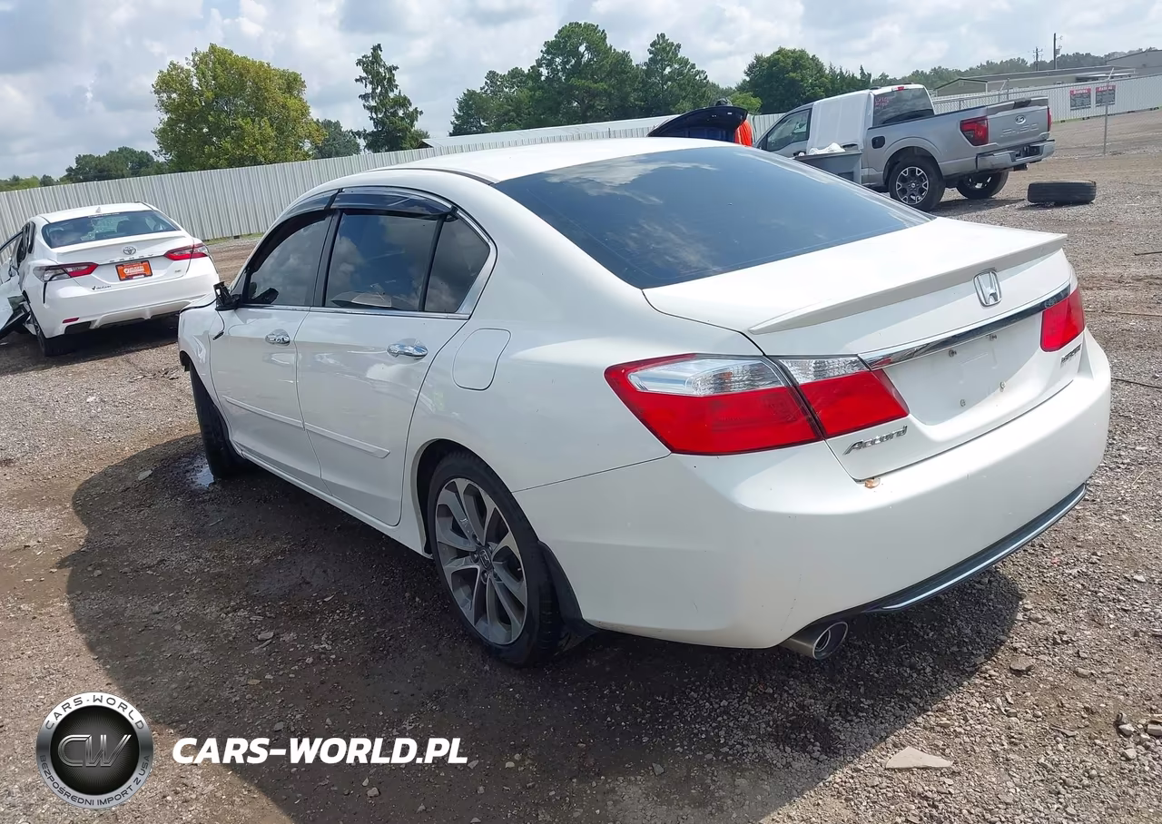 2014 Honda Accord Sport VIN:1HGCR2F50EA067072 - 3