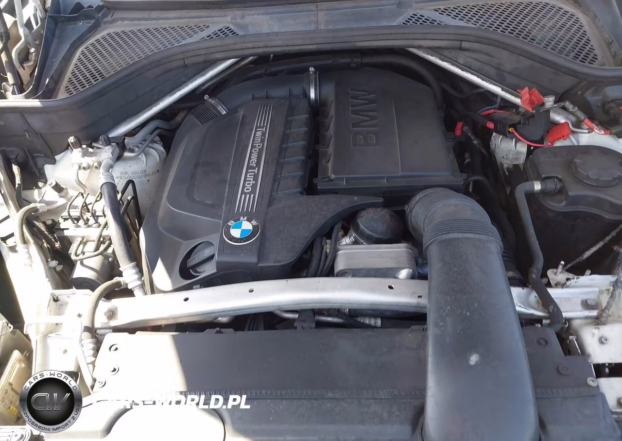 2015 BMW X5 xDrive35I VIN:5UXKR0C54F0K64352 - 10