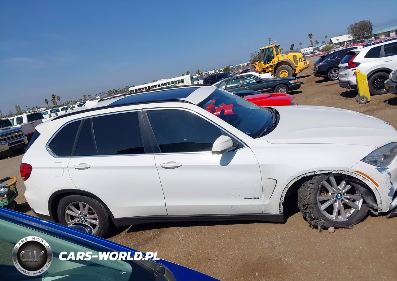 2015 BMW X5 xDrive35I VIN:5UXKR0C54F0K64352 - 13