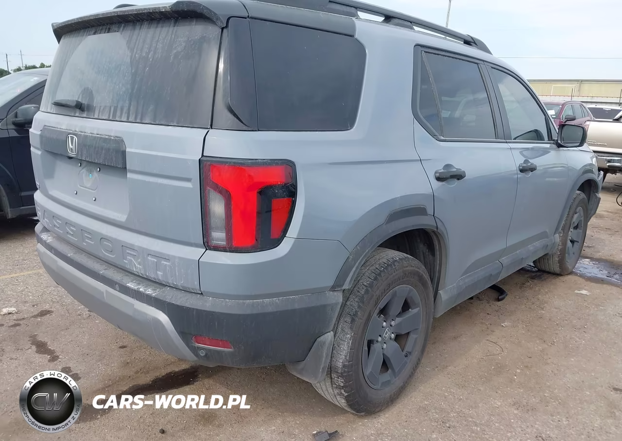 2026 Honda Passport Awd Rtl-Awd Rtl Blackout-Awd Rtl Towing VIN:5FNYF9H37TB011877 - 4