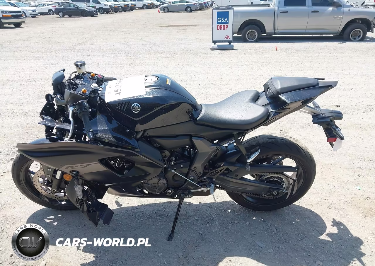 2025 Yamaha Yzfr7 VIN:JYARM38Y2SA003983 - 12