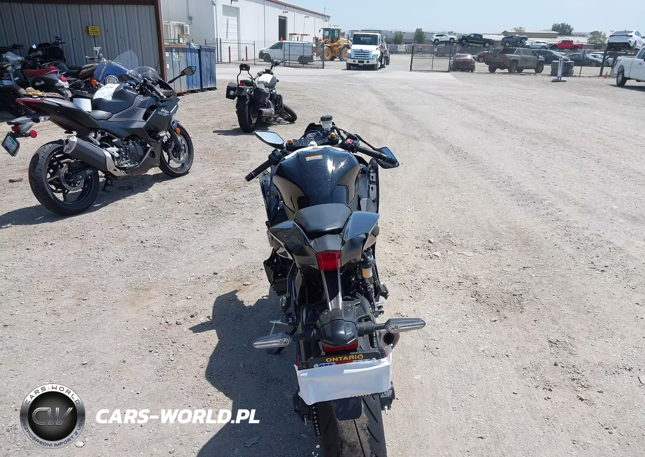 2025 Yamaha Yzfr7 VIN:JYARM38Y2SA003983 - 6