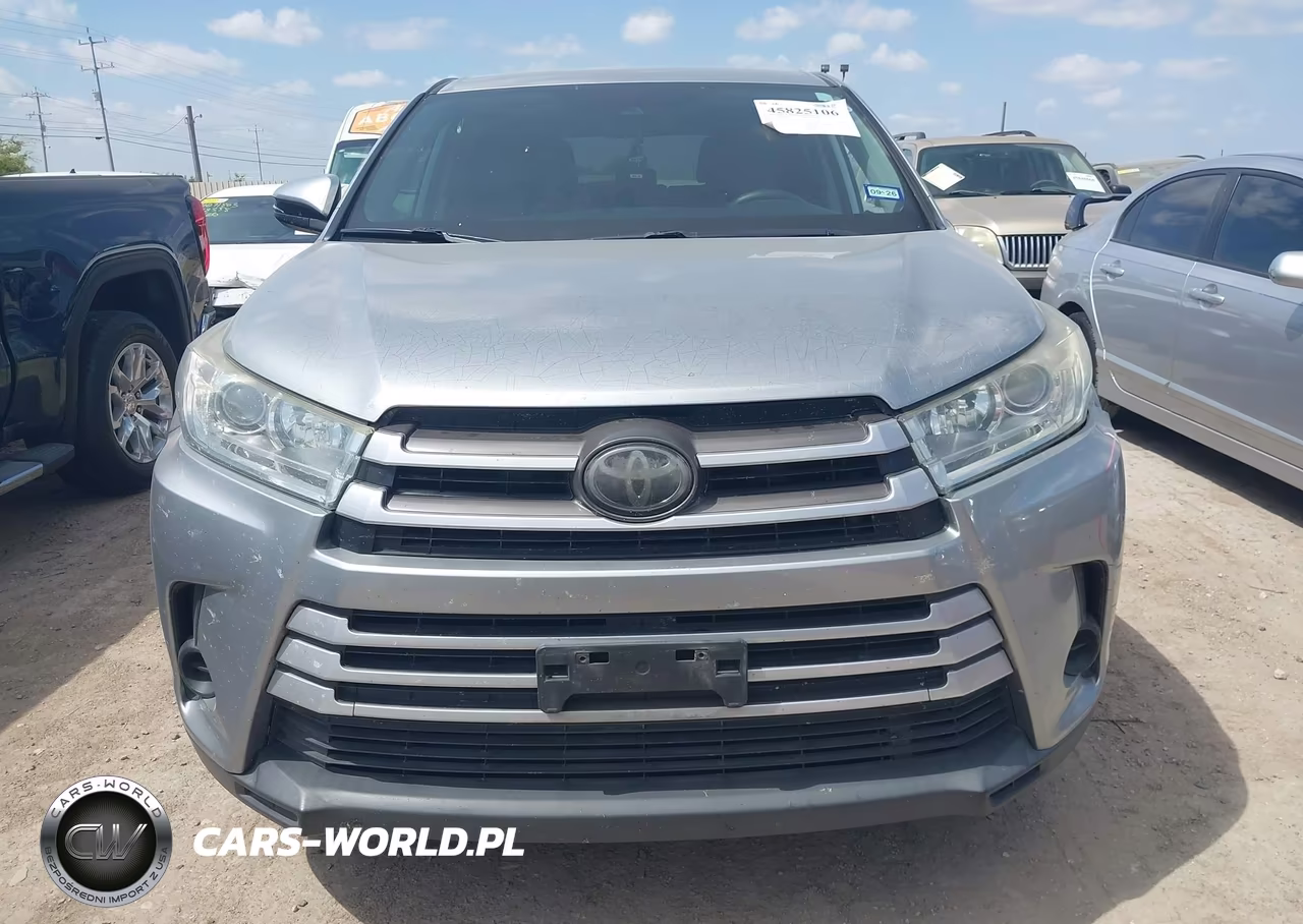 2018 Toyota Highlander Le VIN:5TDZZRFH6JS280410 - 13
