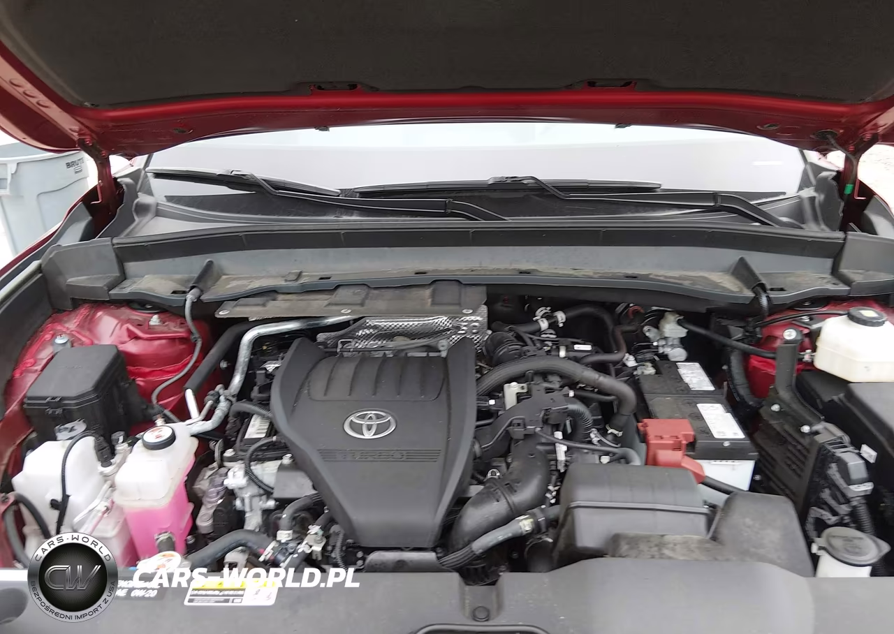 2025 Toyota Grand Highlander Xle VIN:5TDAAAA56SS024742 - 10