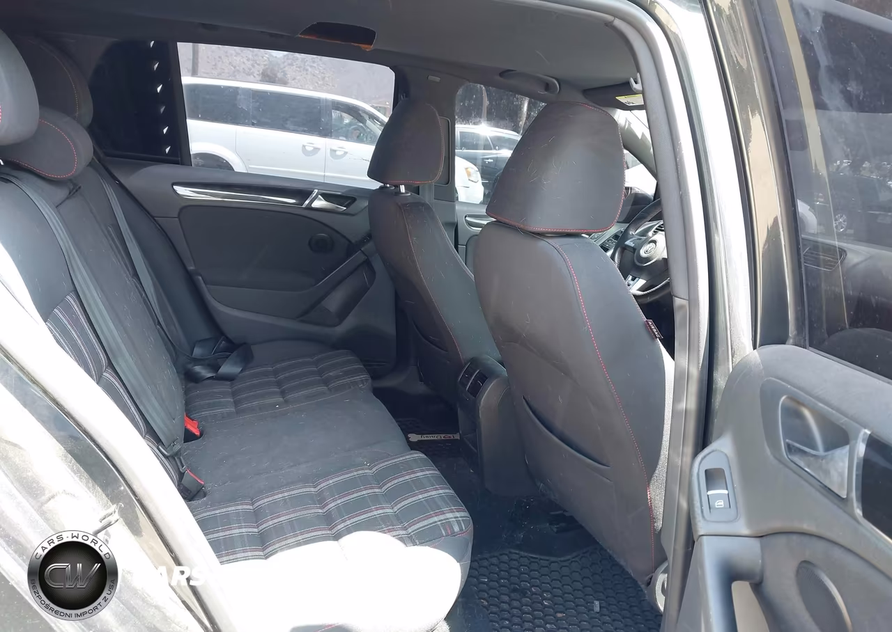 2011 Volkswagen Gti 4-Door VIN:WVWHV7AJ1BW104629 - 8