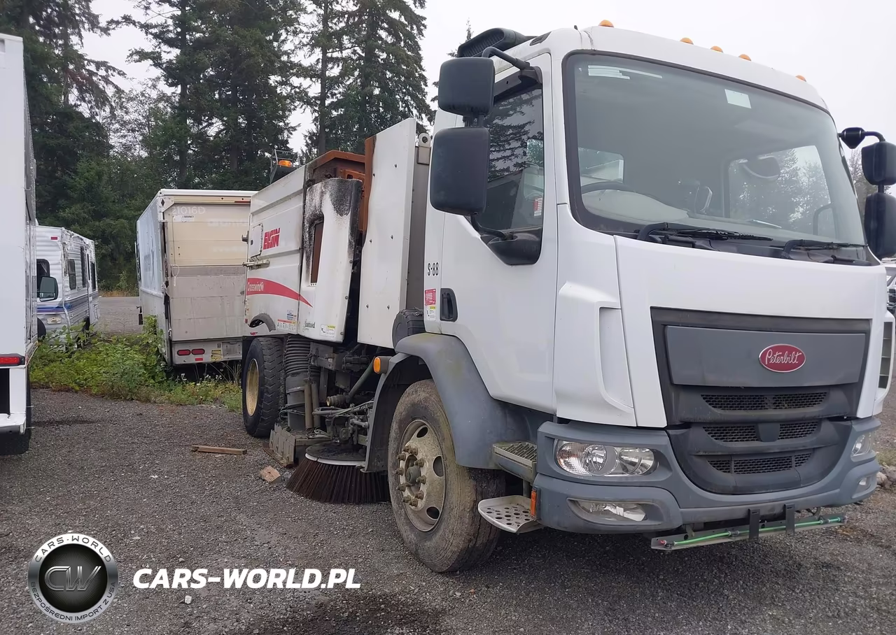 2020 Peterbilt 220 – zdjęcie 1 z 19