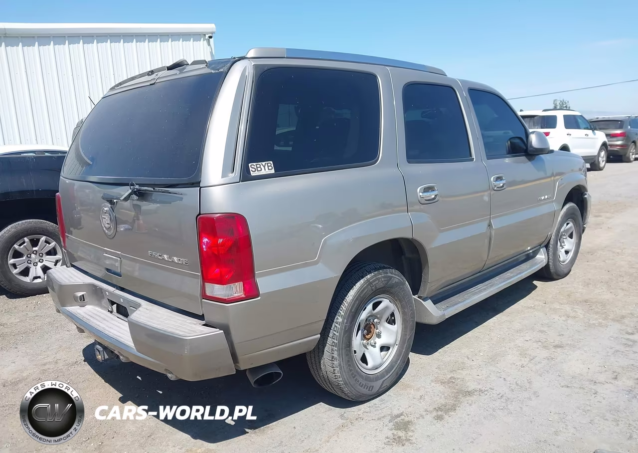 2002 Cadillac Escalade Standard VIN:1GYEK63N02R135885 - 4