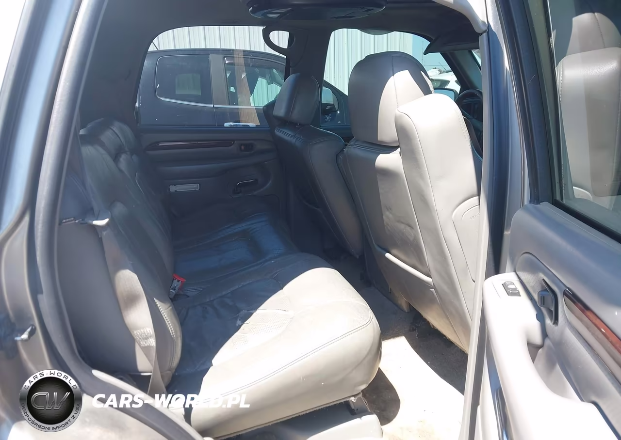 2002 Cadillac Escalade Standard VIN:1GYEK63N02R135885 - 8